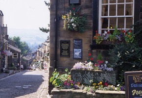 Follow the Tour de Yorkshire by Rail!