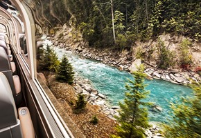Rocky Mountaineer Castle Mountain