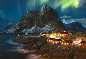 Northern Lights on a Winter Arctic Cruise