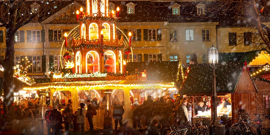 Soaking up the festive scenery of Bonn