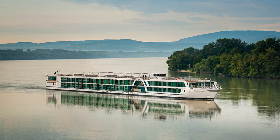 AMADEUS Imperial Outside View