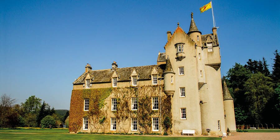 Enjoy a private visit to Ballindalloch Castle