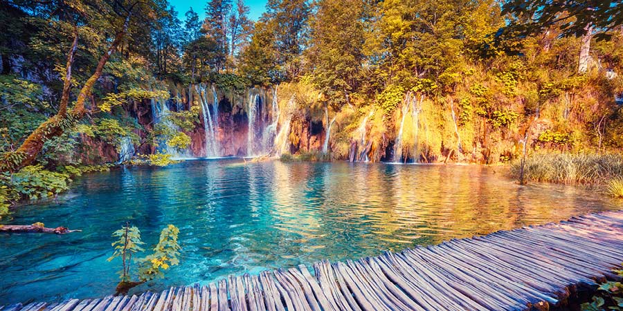 Marveling at the natural beauty of the Plitvice Lakes