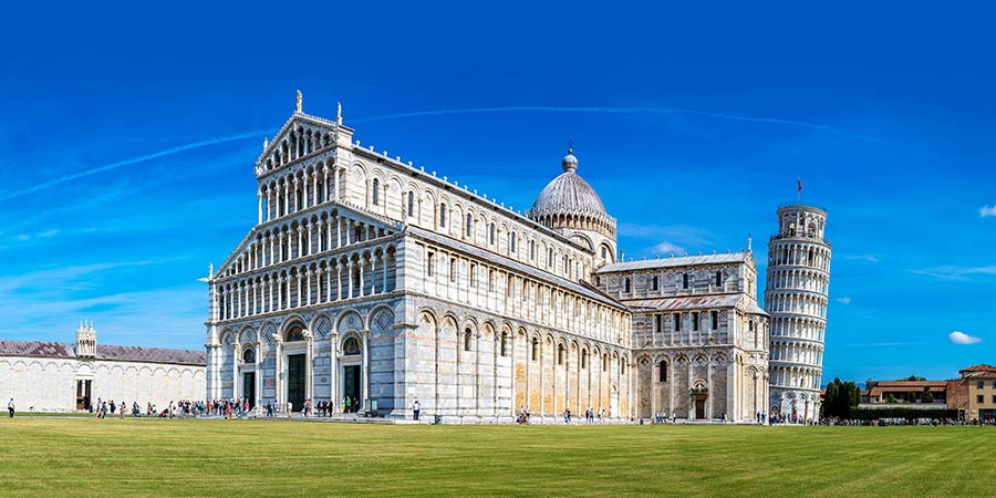 Visiting the Leaning Tower of Pisa & Lucca