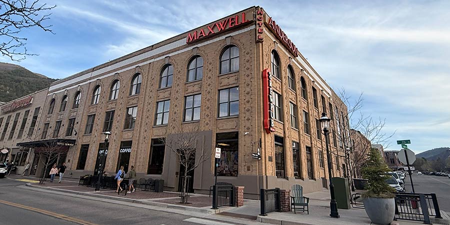 Glenwood Springs hotel